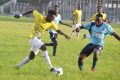 Les clubs grincent des dents après le report du championnat. © Linafp