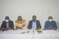 Les membres du bureau de la Fecorefi, avec Sylvain Ombidha Talheywa (2e en partant de la droite), pendant leur déclaration, le 8 janvier 2020 à Libreville. © Gabonreview