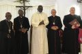 Le vicaire apostolique du diocèse de Makokou, Mgr Severin Nziengui Mangandza au centre. © D.R.