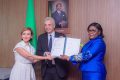 Nicole Jeanine Roboty-Mbou, Alexis Lamek et la représentante de l’AFD au Gabon, le 21 mars 2021, à Libreville. © Com M.E.R