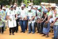 Franck Atabi Bokamba (casquette vert-blanc) aux côtés du Secrétaire général du PDG, Steeve Nzegho Dieko, à Mékambo. © D.R.