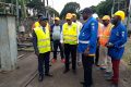 Le directeur général de la SEEG, Gustave Aimé Mayi en mission de contrôle des travaux d’amélioration de la desserte en eau potable et en électricité, dans la province du Haut-Ogooué. © SEEG