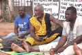 Ces ex-agents de Foselev Gabon jurent de ne quitter leur piquet de grève de la faim que lorsqu’il y aura une solution à leur litige. © GabonReview