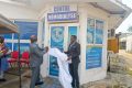 Moment symbolique de dévoilement de la plaque de ce nouveau centre d’hémodialyse à Port-Gentil. © GabonReview