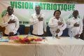 Les responsables de Vision patriotique dont son président (en lunettes), le 18 juillet 2024, à Port-Gentil. © GabonReview