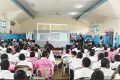 Les élèves du lycée Joseph Ambouroue Avaro lors de la campagne de sensibilisation sur les cancers féminins. © GabonReview