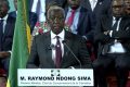 Le Premier ministre de la Transition, Raymond Ndong Sima, à l’ouverture du colloque sur la Fonction publique. © GabonReview