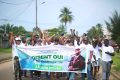 Des jeunes de Port-Gentil lors d’une marche en soutien à Oligui Nguema. © GabonReview